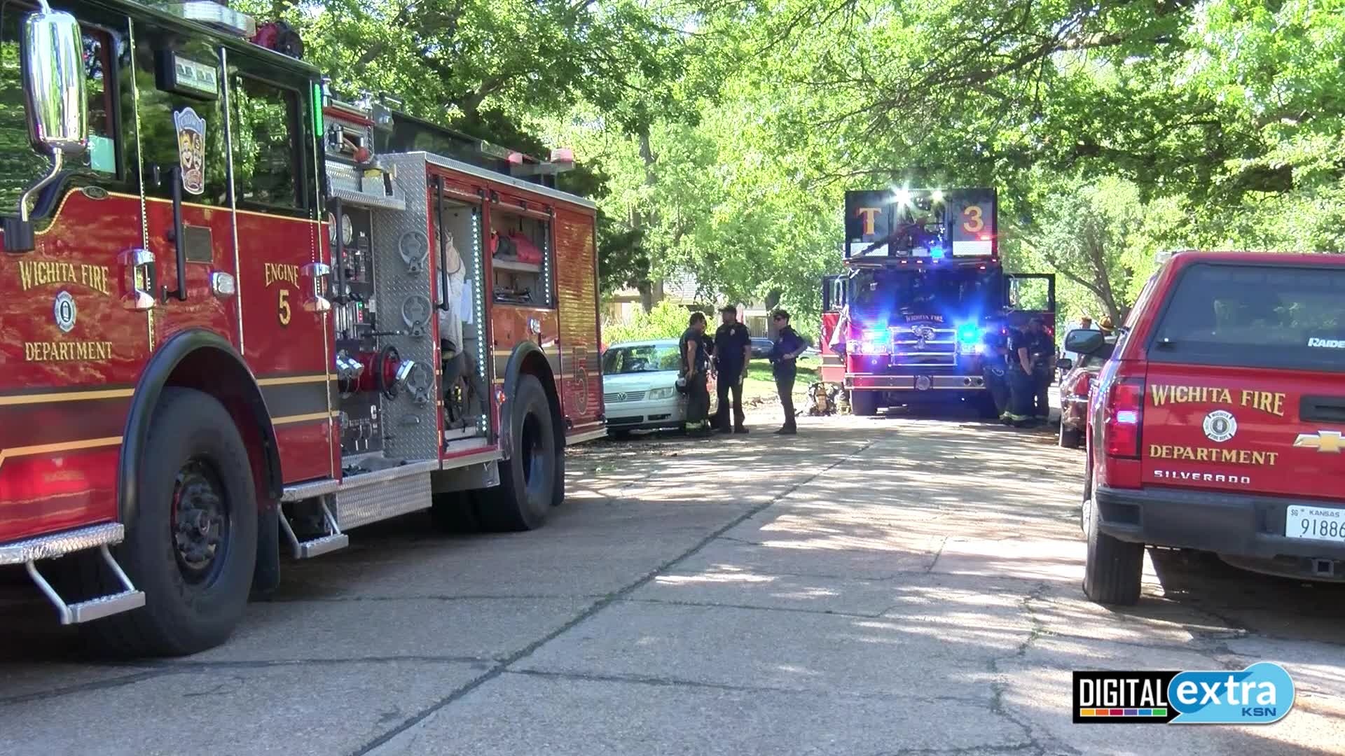 Wichita Fire Rv Digital Extra: Man dead, woman injured after house fire in east Wichita ...