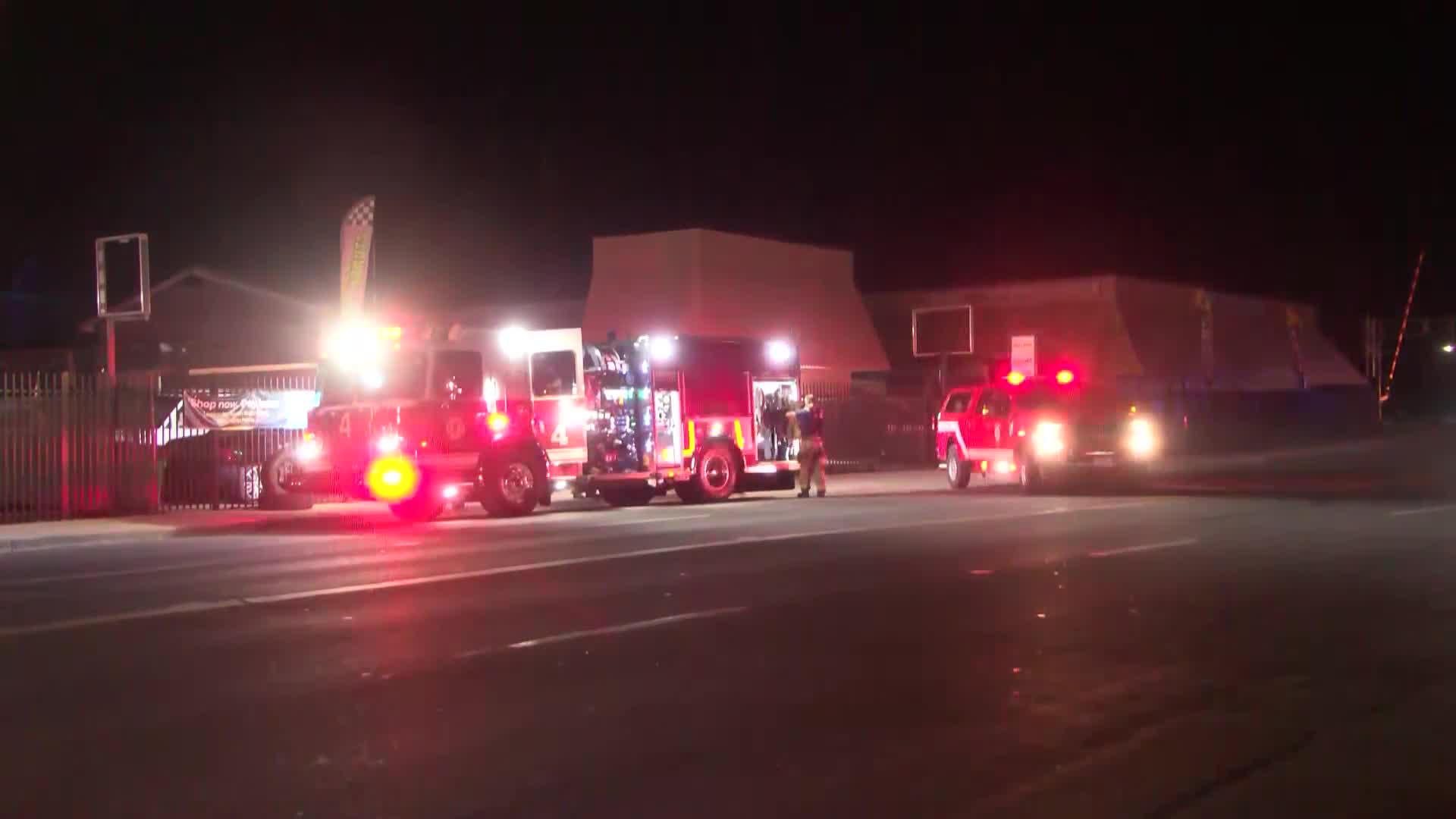 Fire crews battle fire at abandoned Fresno home – CBS47 and KSEE24 ...