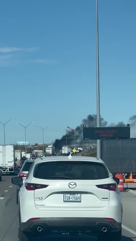Semi catches fire, causes major backup on I-10 East at Thorn – KTSM 9 News